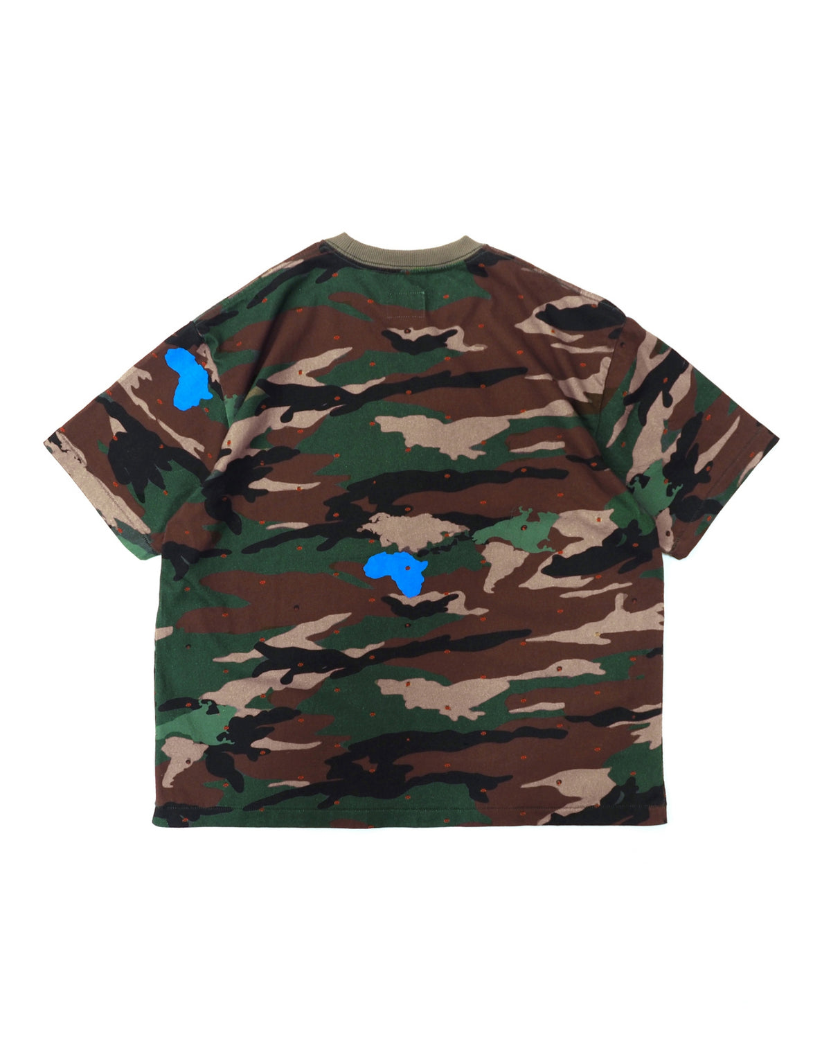 W.A.T.W -Tshirts / Cyndi (WE ARE THE WOODLAND CAMO)